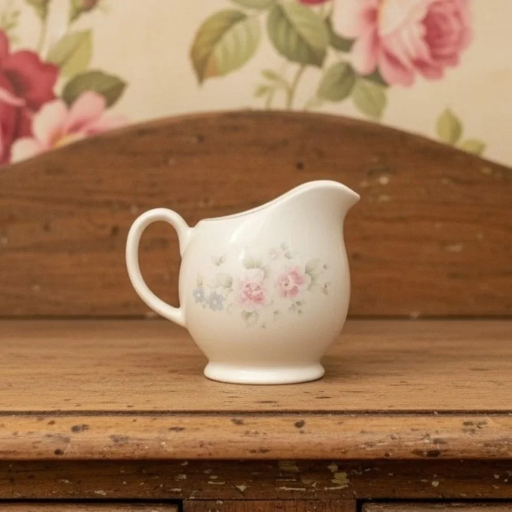Pfaltzgraff Tea Rose‎ Creamer, Stoneware Floral Pitcher, Tableware, Cottagecore
